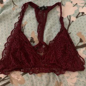 Burgundy bra-late